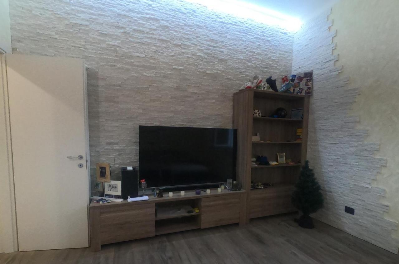 La Ex Di Nicholas كاستيل ماجّوري المظهر الخارجي الصورة